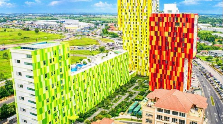 Living in Accra
